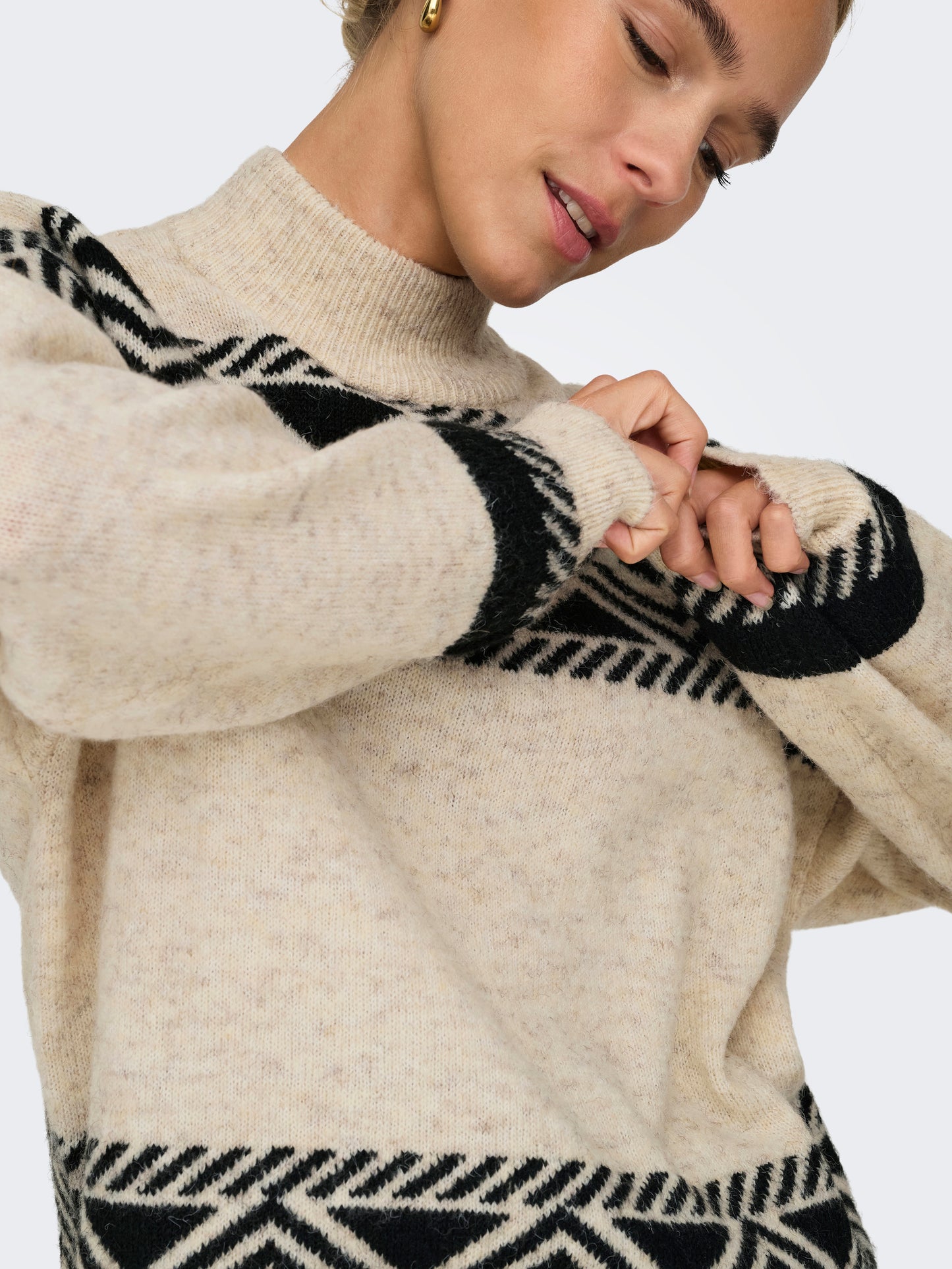 ONLVICTORIA L/S PULLOVER KNT NOOS
