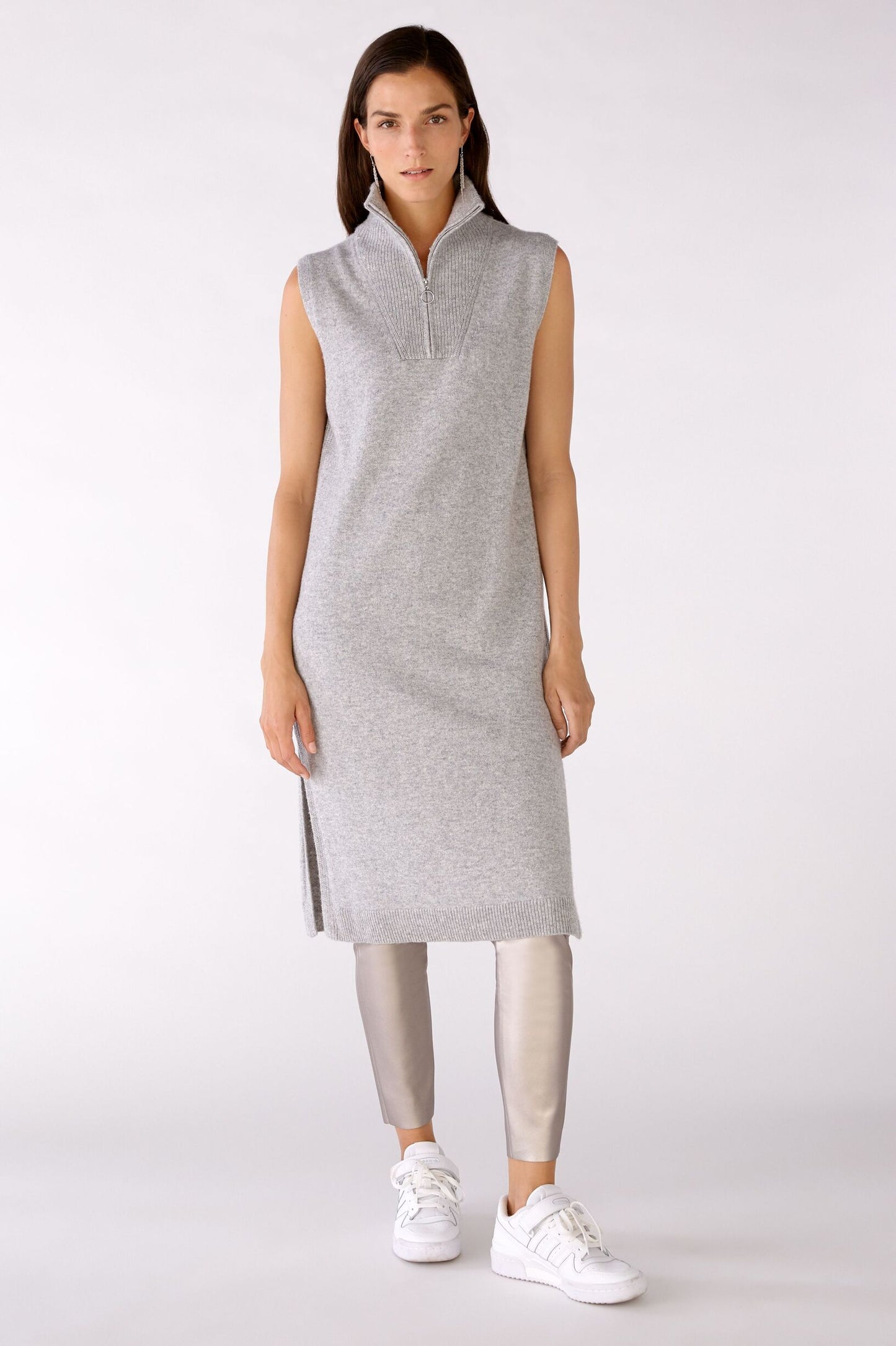 Strickkleid mit Stehkragen