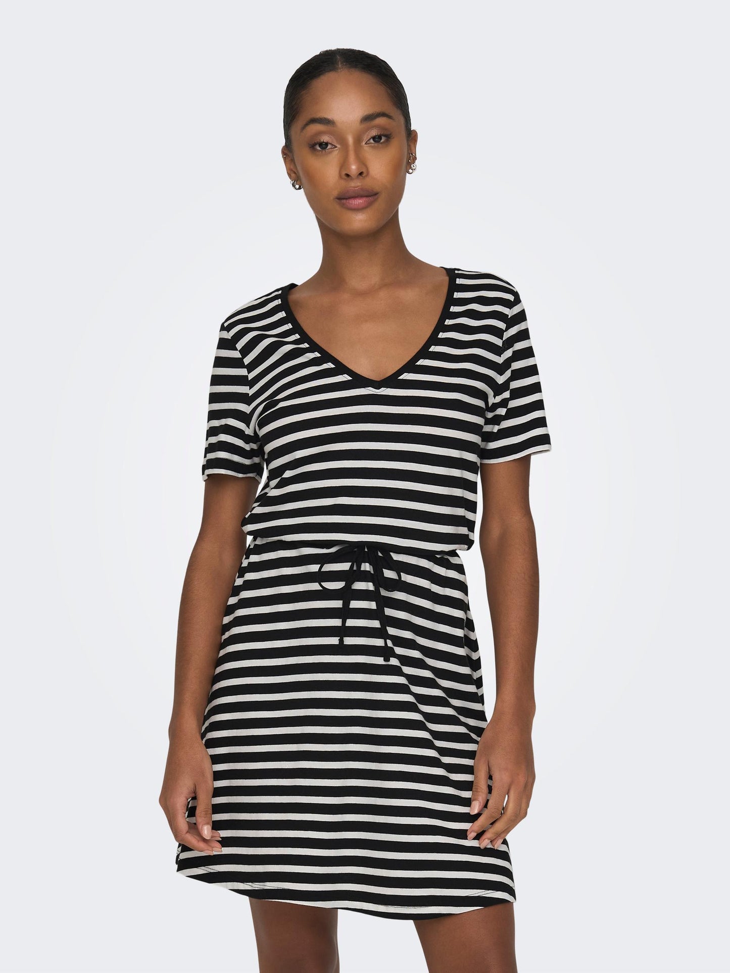 ONLMAY S/S V-NECK SHORT DRESS JRS NOOS