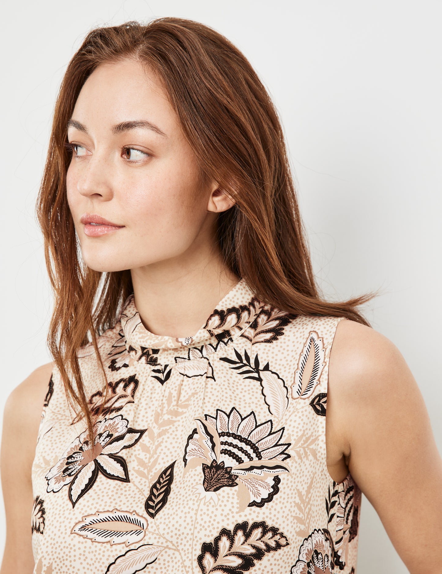 Ärmellose Bluse mit Floral-Print