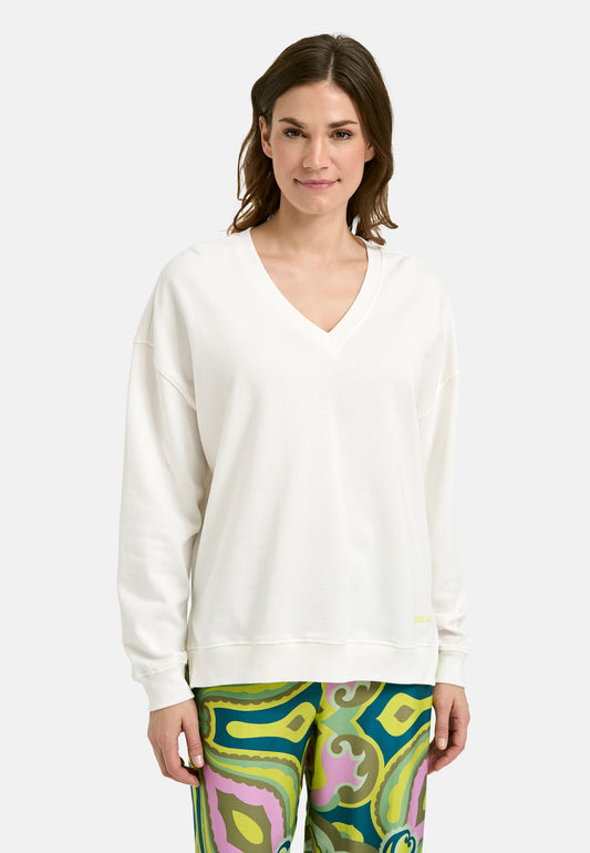 Sweatshirt with rib tape