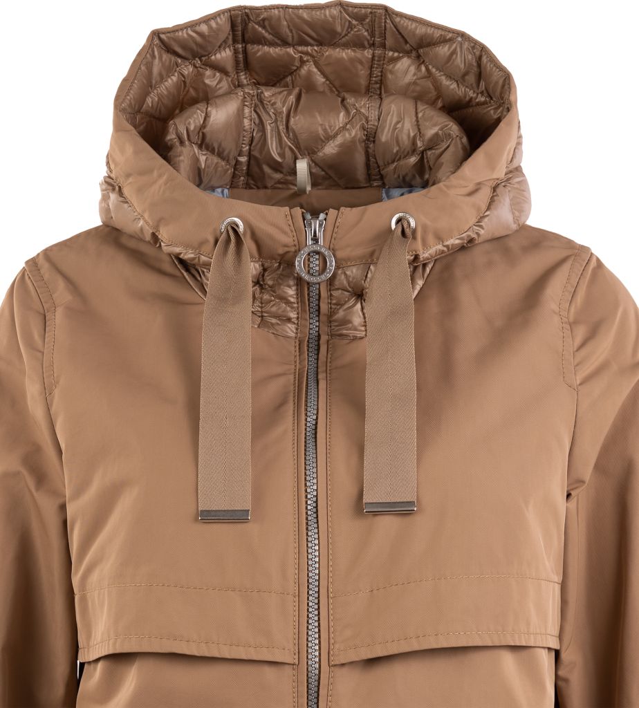 JACKE, CAMEL